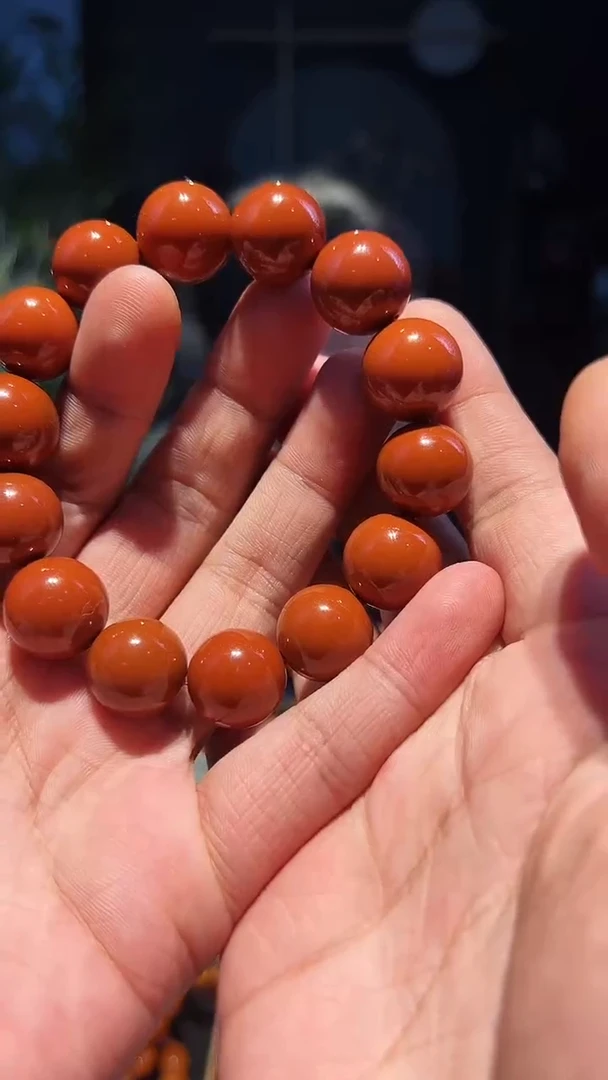 【闪购商品】南红玛瑙手串未镶嵌16+精圆