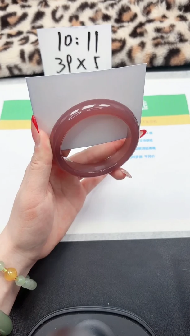 【闪购商品】石英质玉手镯未镶嵌8-59.7