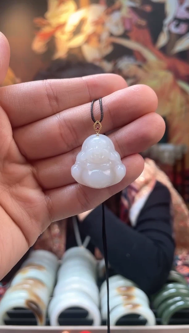 【闪购商品】和田玉颈饰18K金镶嵌白玉佛公吊坠多样性发一件