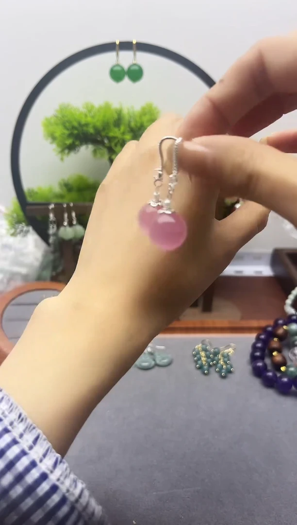 未镶嵌耳钉玛瑙/玉髓169000