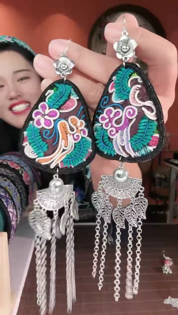 织绣非遗手工苗绣刺绣饰品46