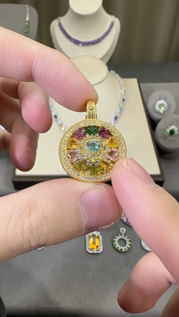 颈饰银S925镶嵌碧玺20mm八宝罗盘吊坠多样性发一