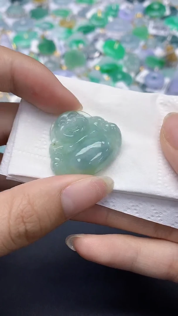 翡翠未镶嵌颈饰天然缅甸a货翡翠