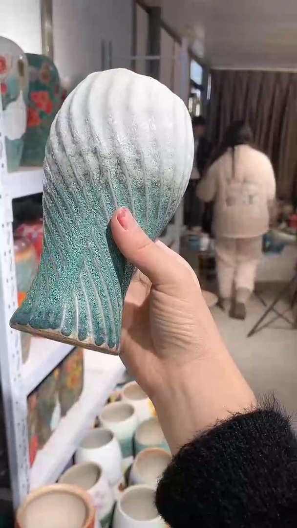 【闪购商品】摆件22-311口7高17微瑕一个