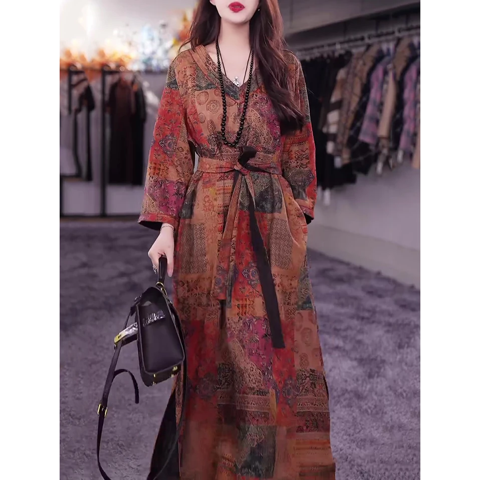 时尚文艺风气质长袖连衣裙2025秋季新款轻奢高贵宽松显瘦减龄长裙