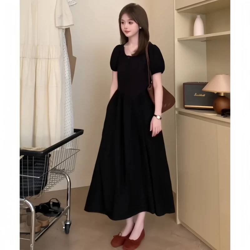 秋季时尚风简约大气宽松显瘦黑裙小众气质风连衣裙百搭长裙小黑裙