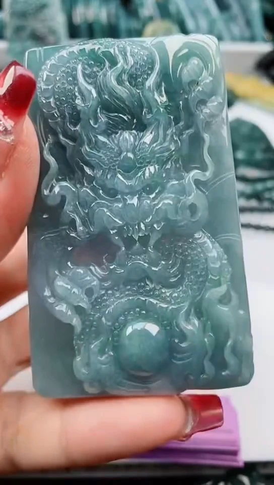 【闪购商品】翡翠颈饰未镶嵌