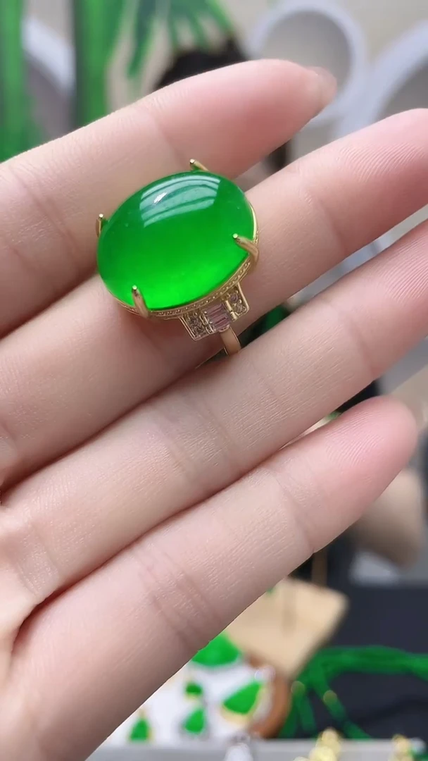14K金镶嵌戒指翡翠J04