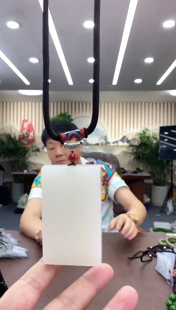 【闪购商品】和田玉大牌子未镶嵌多样式发货随机发一