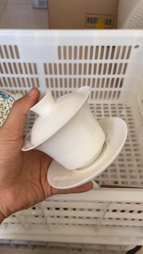 杯无运费险有瑕疵的摄影的产品有使用过的痕迹有点脏介意勿拍