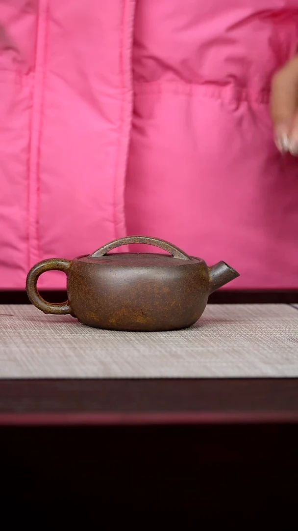 【闪购商品】宜兴原矿紫砂茶壶120c