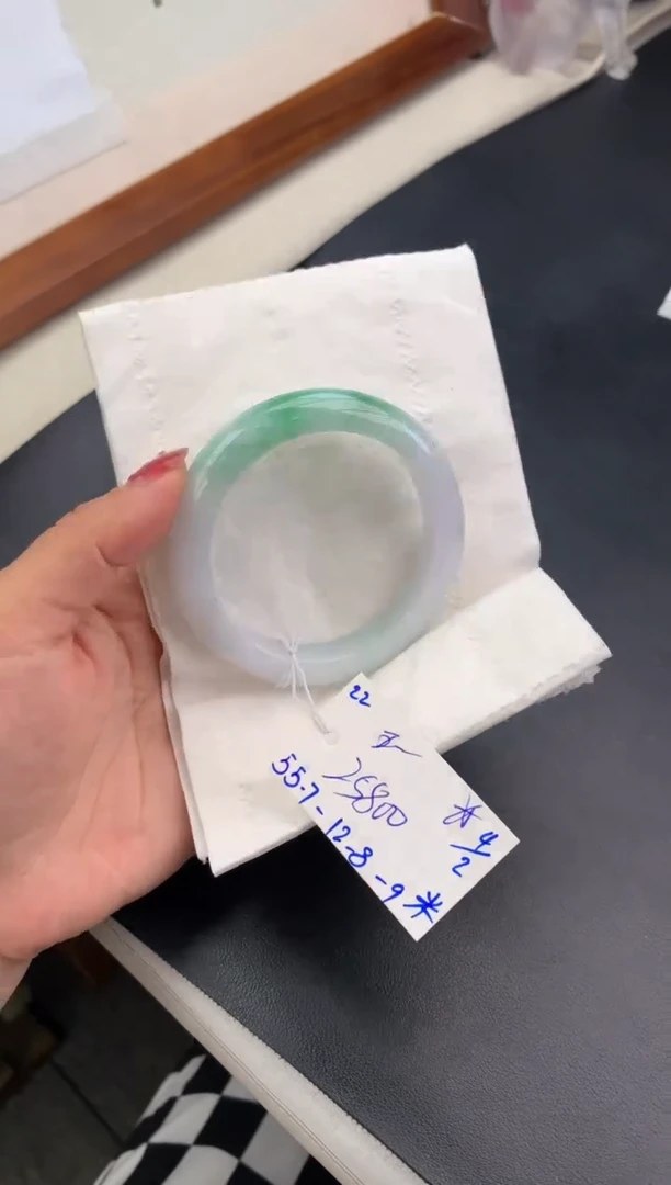 【闪购商品】翡翠手镯未镶嵌手镯