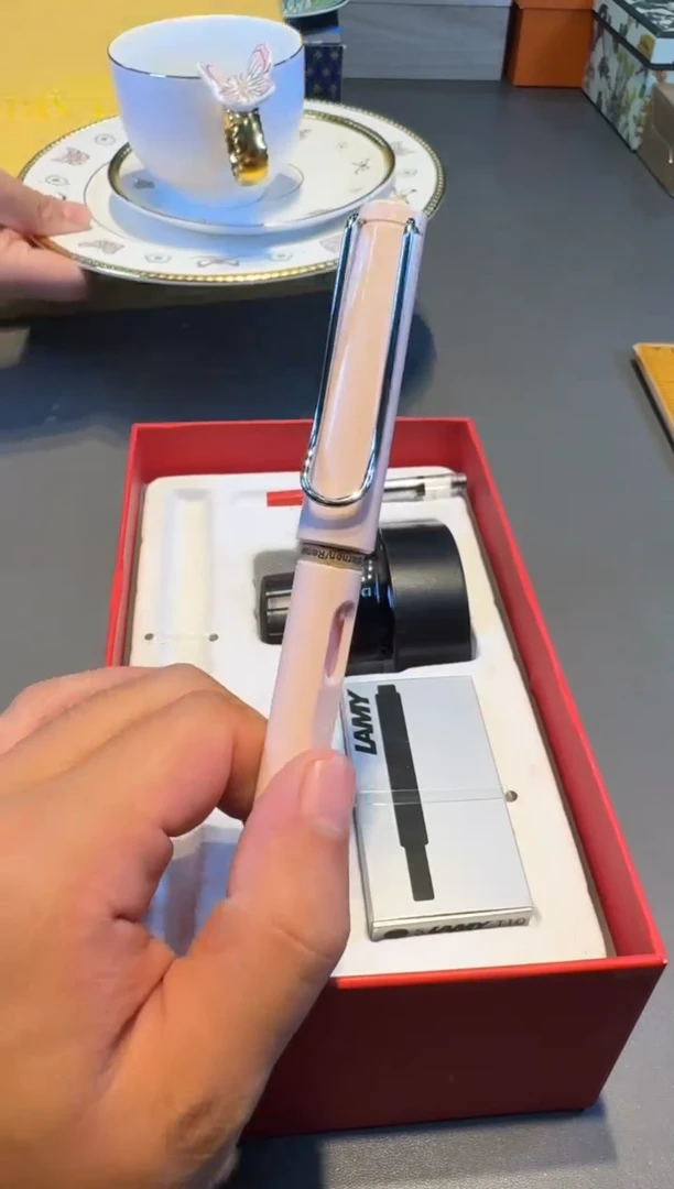 瓷片全球好物平价全球好物平价