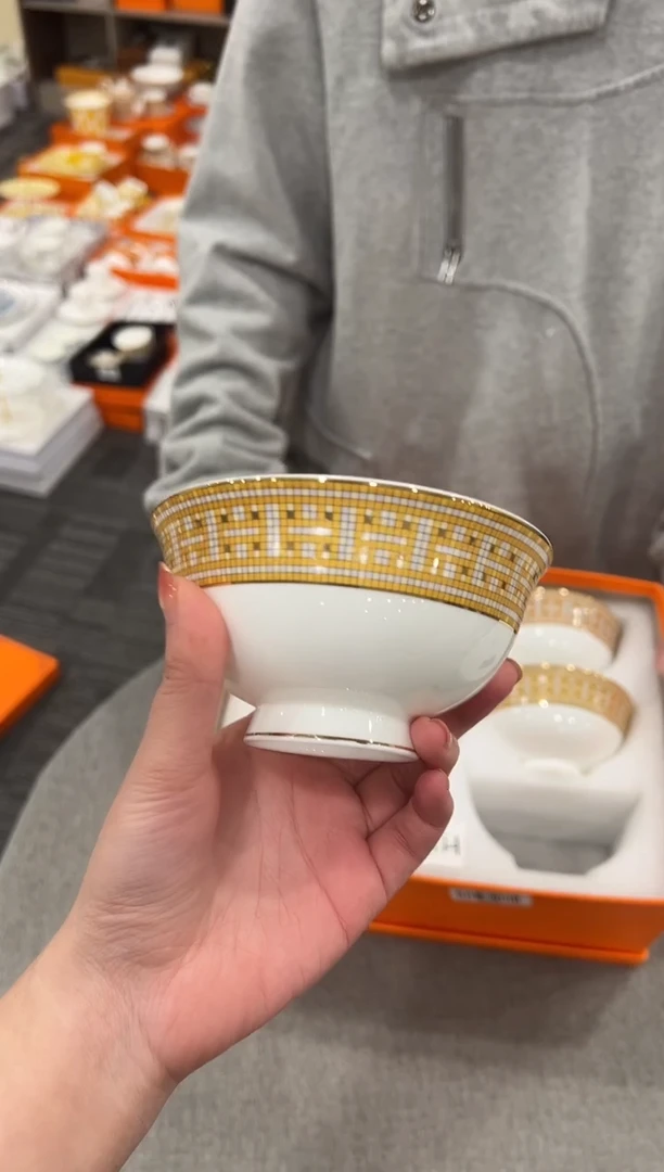 【闪购商品】杯H542--------------