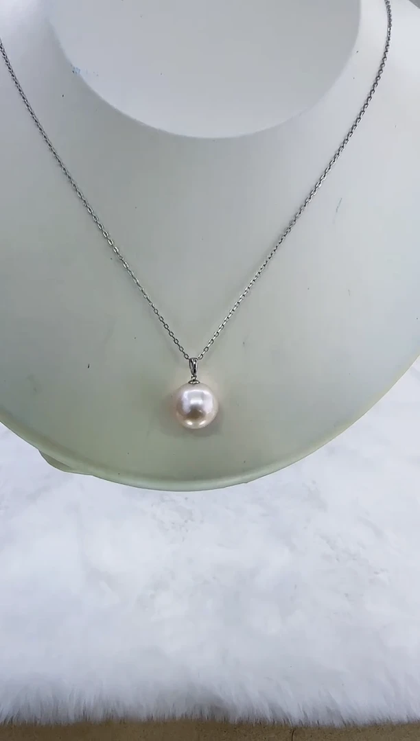 18K金镶嵌淡水珍珠DA曼塔珍珠吊坠11-12 b488