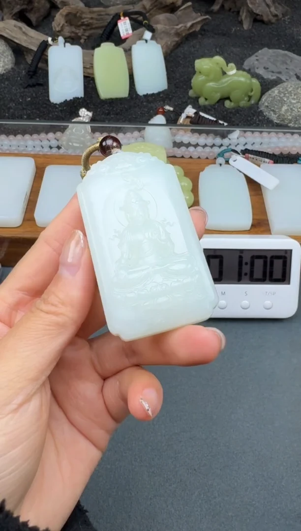 颈饰未镶嵌和田玉3