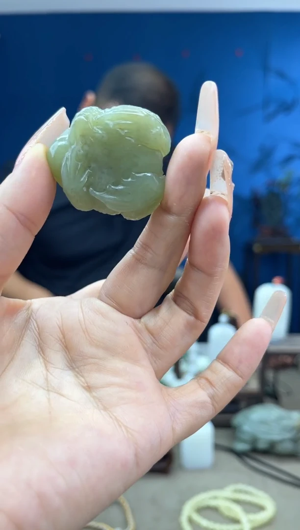 和田玉未镶嵌颈饰1
