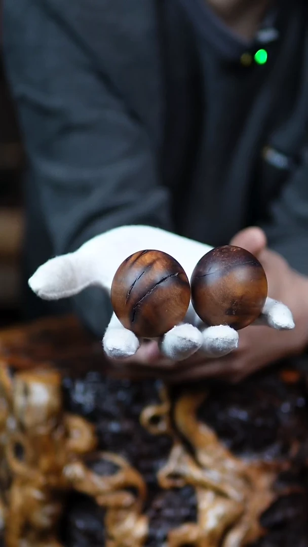枣木百年鸡心枣木手球一对