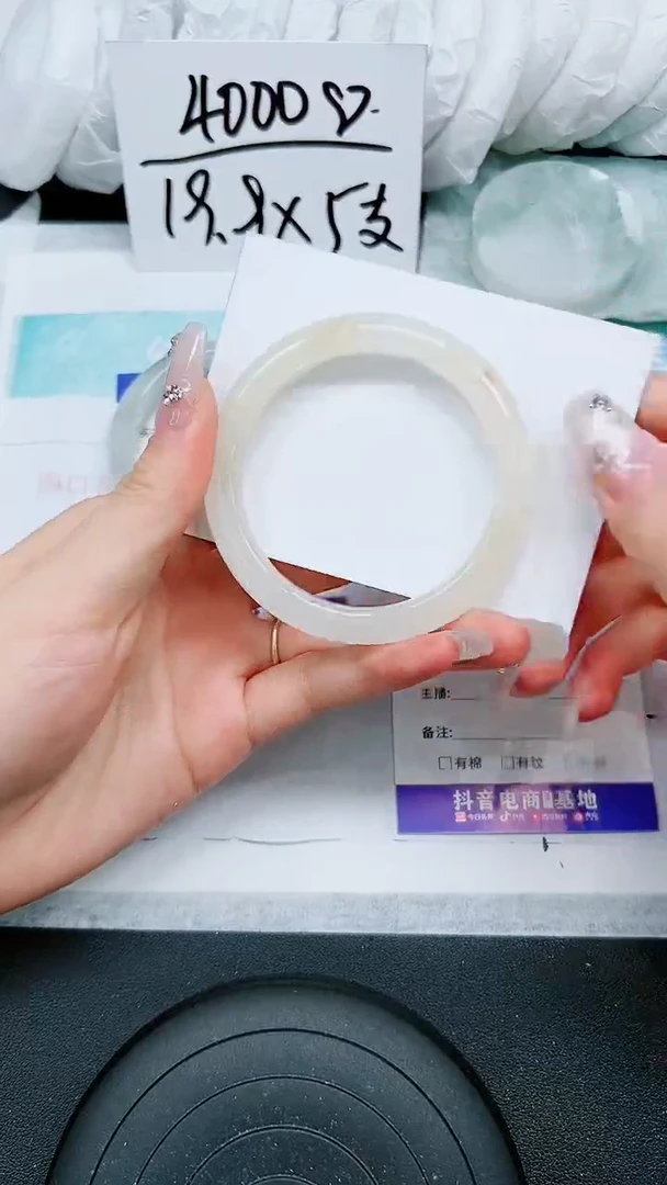 【闪购商品】石英质玉手镯未镶嵌A35-55`56`57`