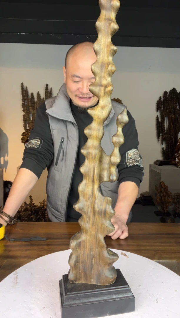 金丝楠曹*波298金丝楠自然随型摆件