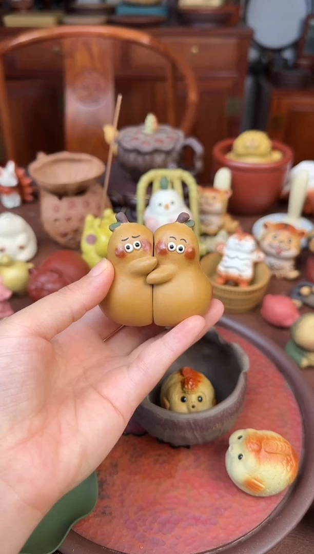 紫砂茶宠不离不弃