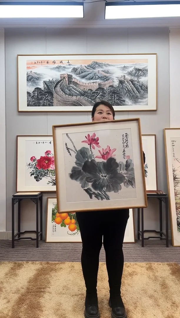 国画手绘荷花62*62尺寸