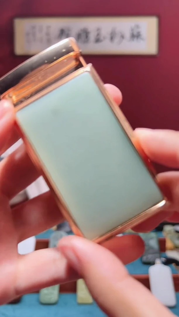 和田玉未镶嵌吊坠(不含链)1