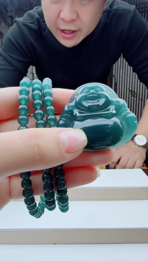 颈饰未镶嵌翡翠多样性发其一