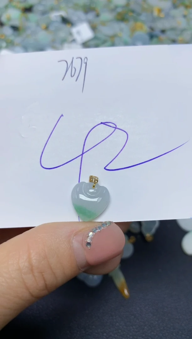 【闪购商品】翡翠挂件18K金镶嵌 天然翡翠A货