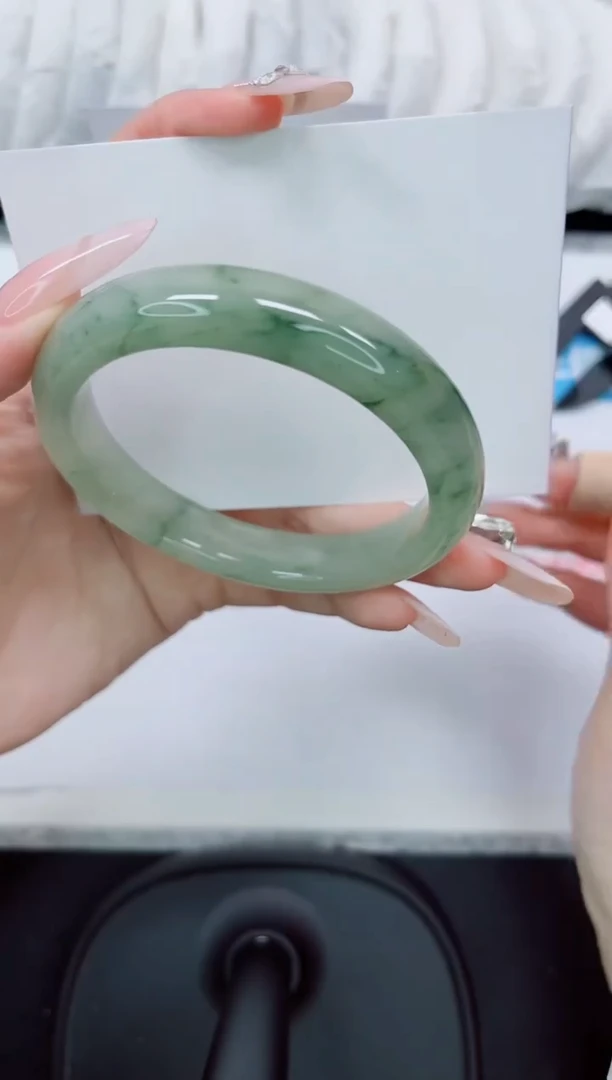 石英质玉手镯未镶嵌308