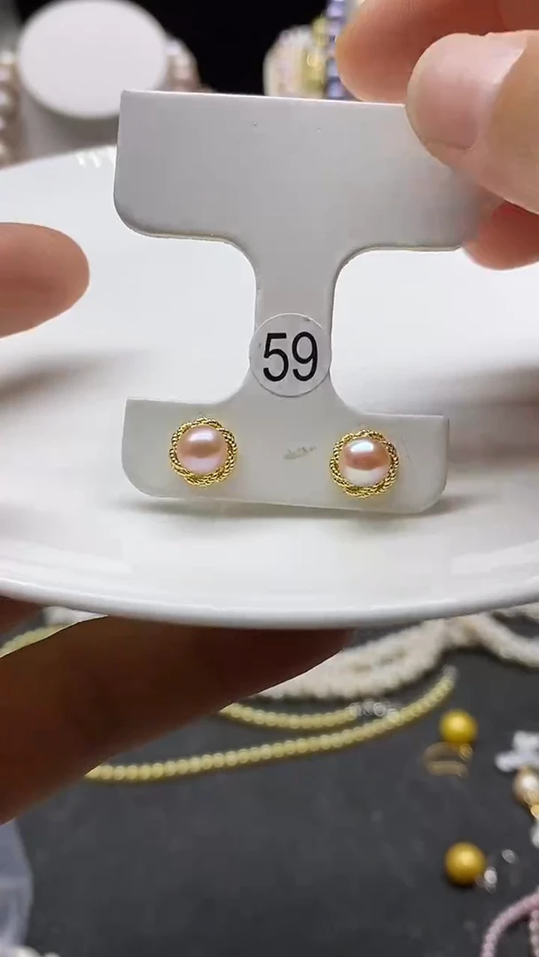 颈饰未镶嵌淡水珍珠多人