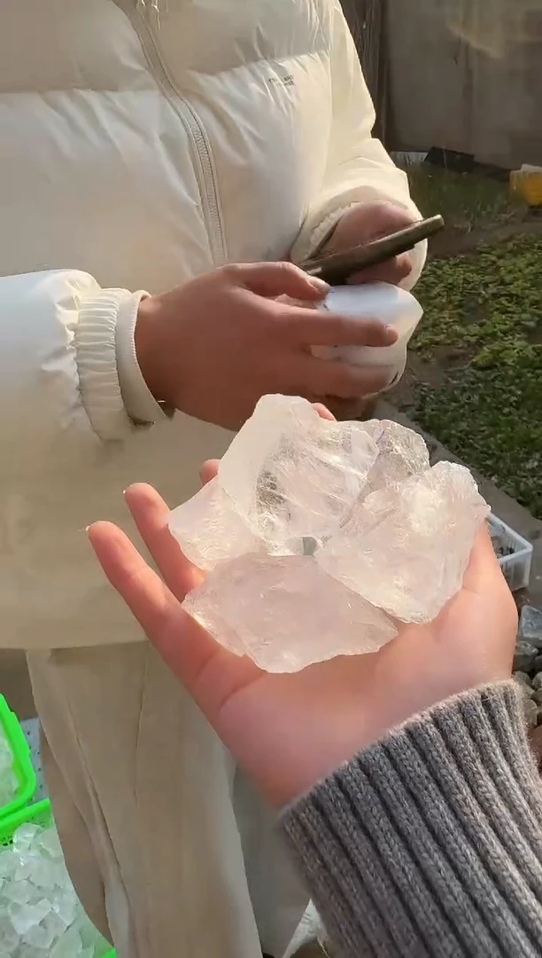 【闪购商品】水晶摆件未镶嵌白阿赛多样性发一个420