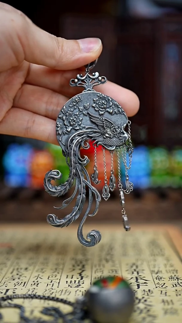 刺绣私人定制手工刺绣A661