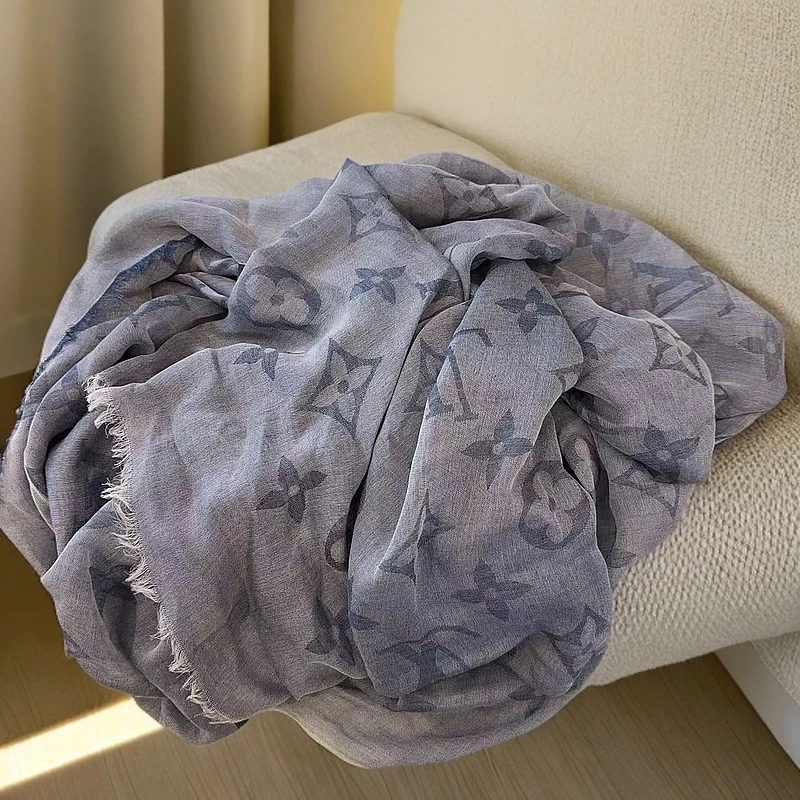 95新 LouisVuitton/路易威登 围巾1122 4719