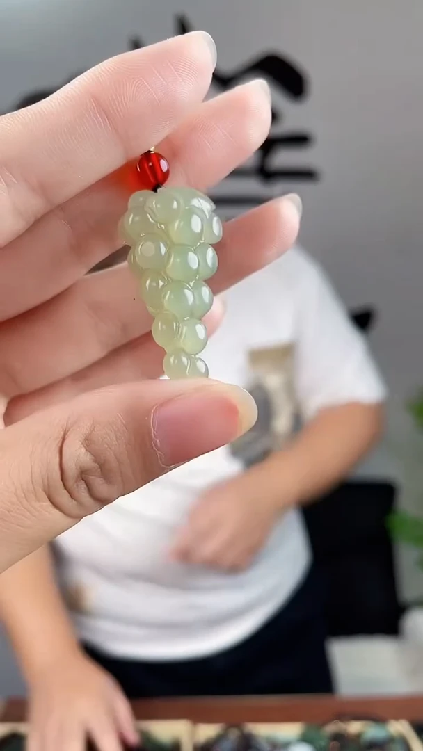 和田玉未镶嵌颈饰拍一发一，多样性发货