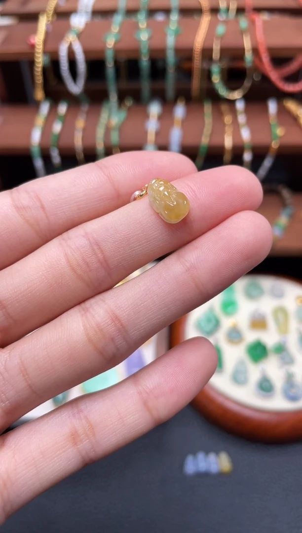 【闪购商品】翡翠吊坠(不含链)18K金镶嵌一个  JK309