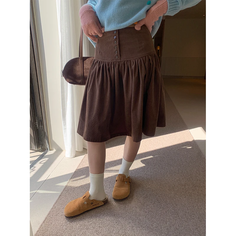 咖色复古褶皱灯芯绒中裙半身裙女秋冬新款美拉德穿搭高腰a字裙子
