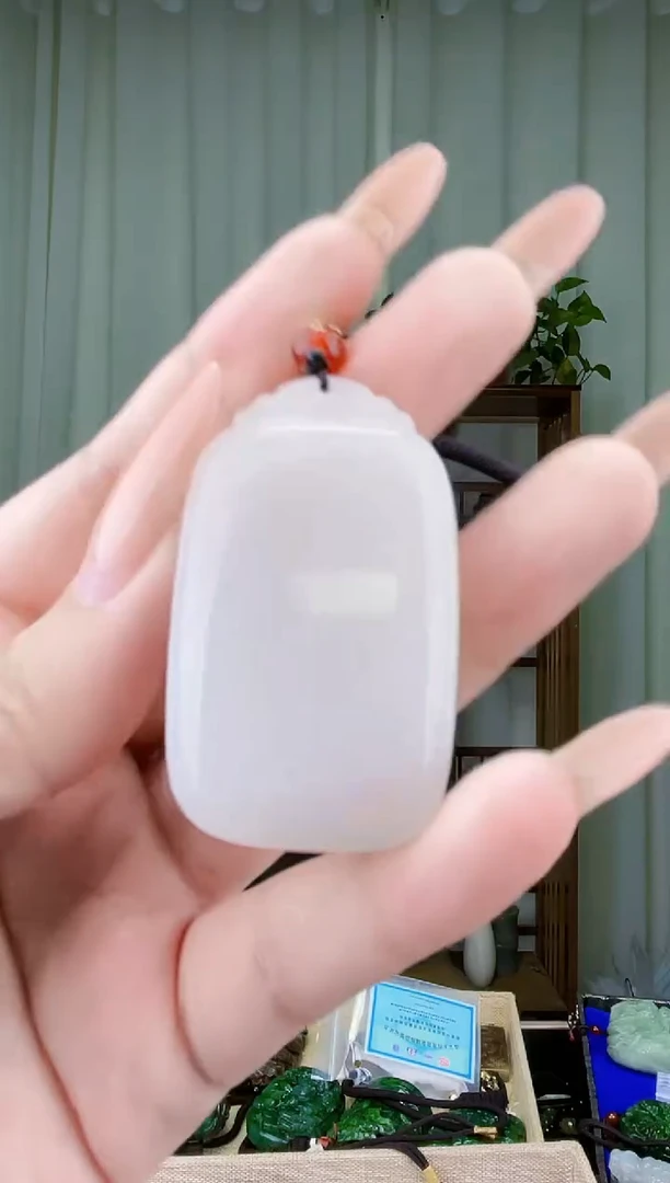 未镶嵌和田玉挂件拍一发一，多样性发货