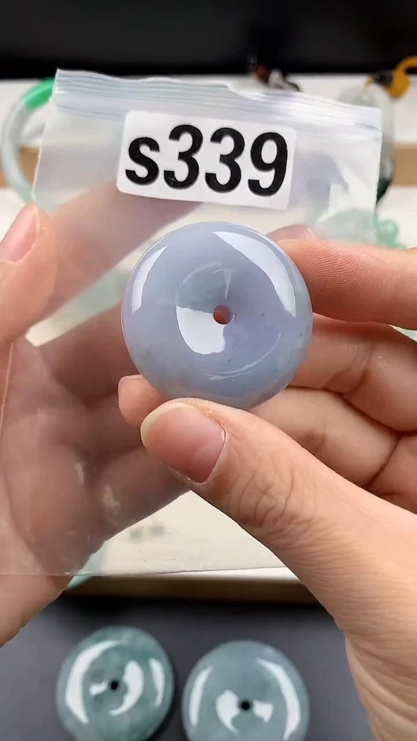 颈饰未镶嵌翡翠天然翡翠吊坠挂件