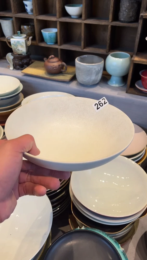 【闪购商品】瓷片262  微瑕白色平底菜盘1个