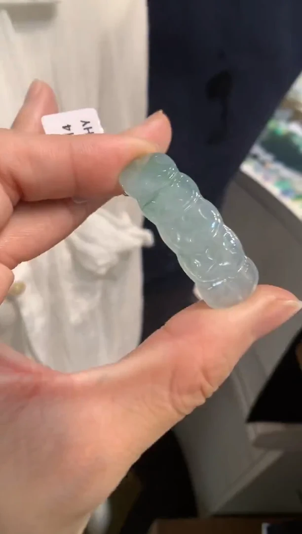 颈饰未镶嵌翡翠花件吊坠