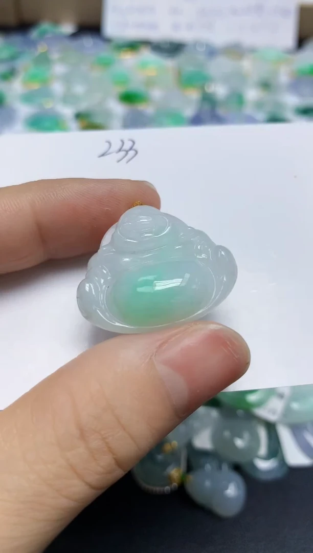翡翠未镶嵌颈饰天然缅甸翡翠A货