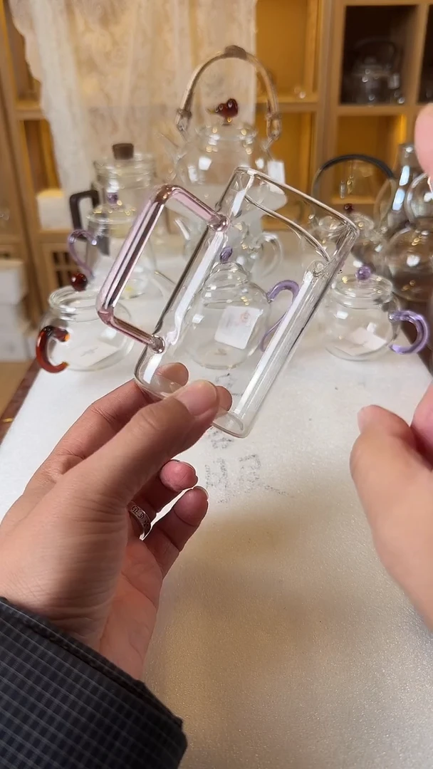 四方粉。。。。。。。。。。