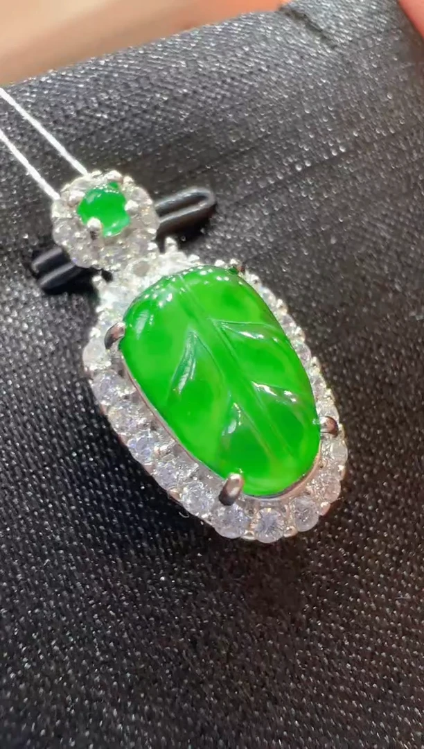 【闪购商品】翡翠吊坠(不含链)合金