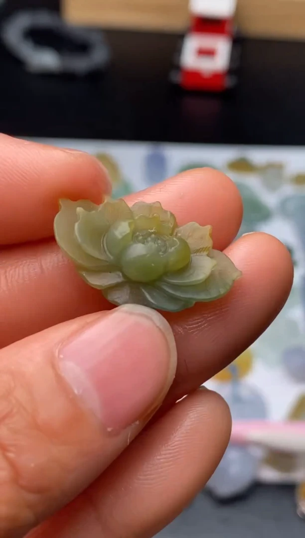 【闪购商品】定制翡翠未镶嵌翡翠毛货~