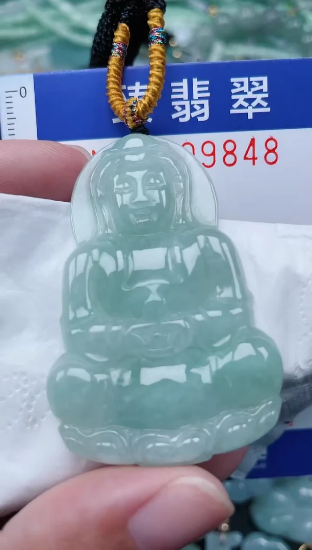 翡翠未镶嵌颈饰.0009848