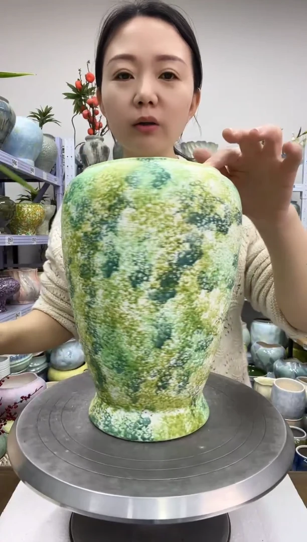 【1.3】花盆尺寸 高：  27口：12无孔