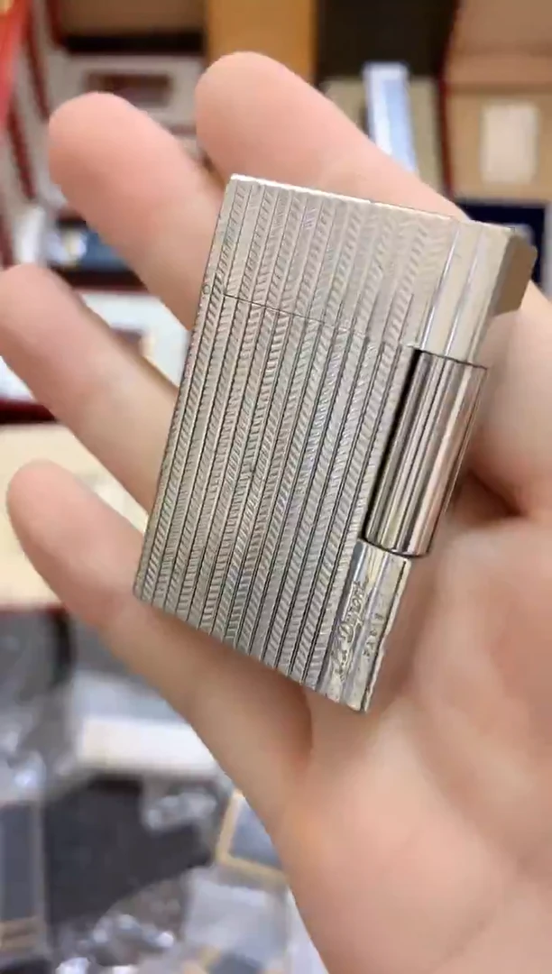 L2银色盖茨比打火机