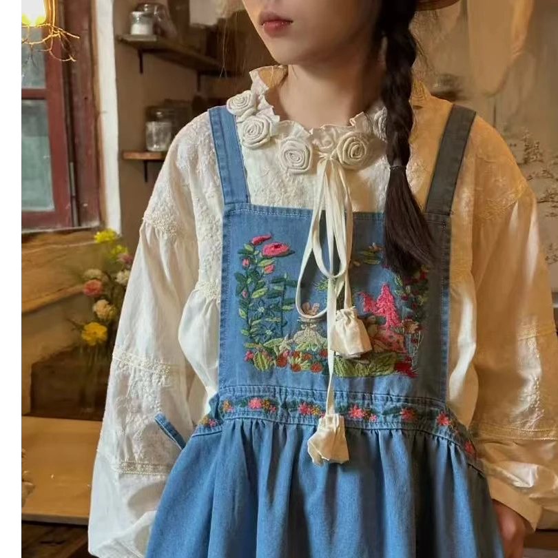 森系复古繁华刺绣牛仔背带裙叠穿百搭宽松