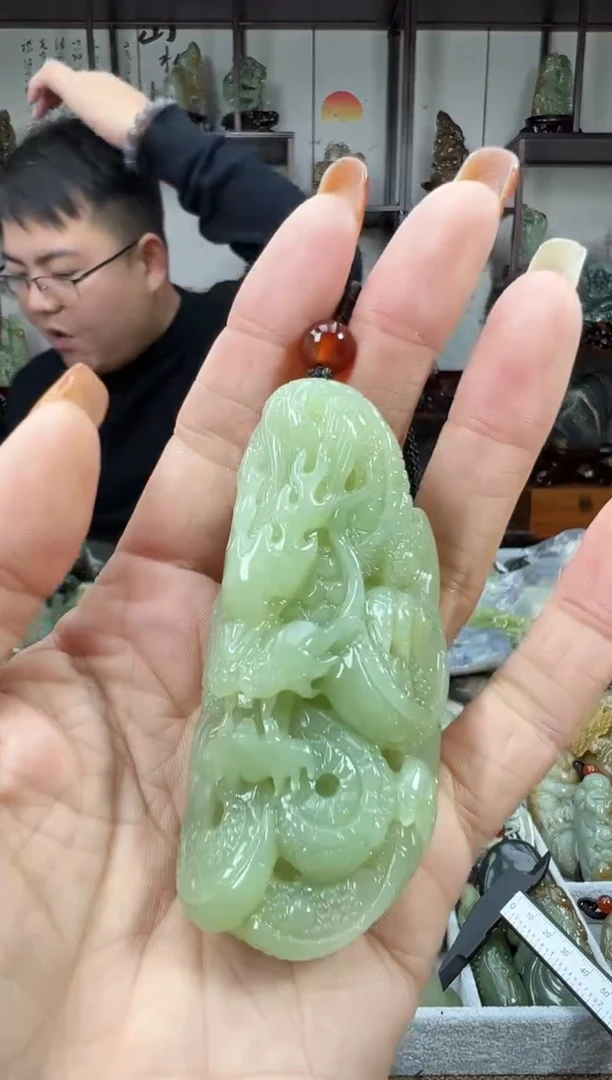 未镶嵌和田玉把件1